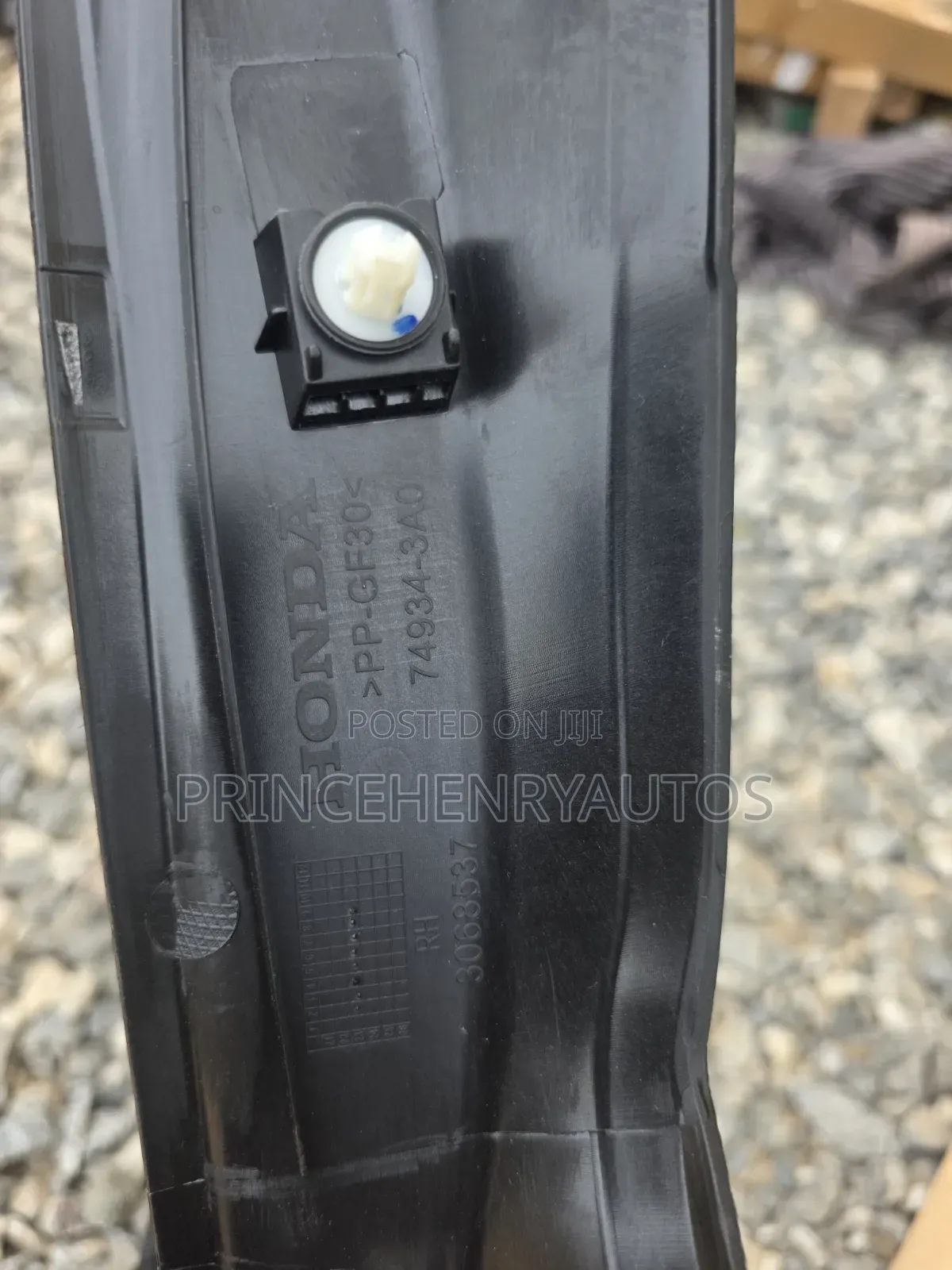2023 Honda CRV Tailgate Right Pinch Sensor