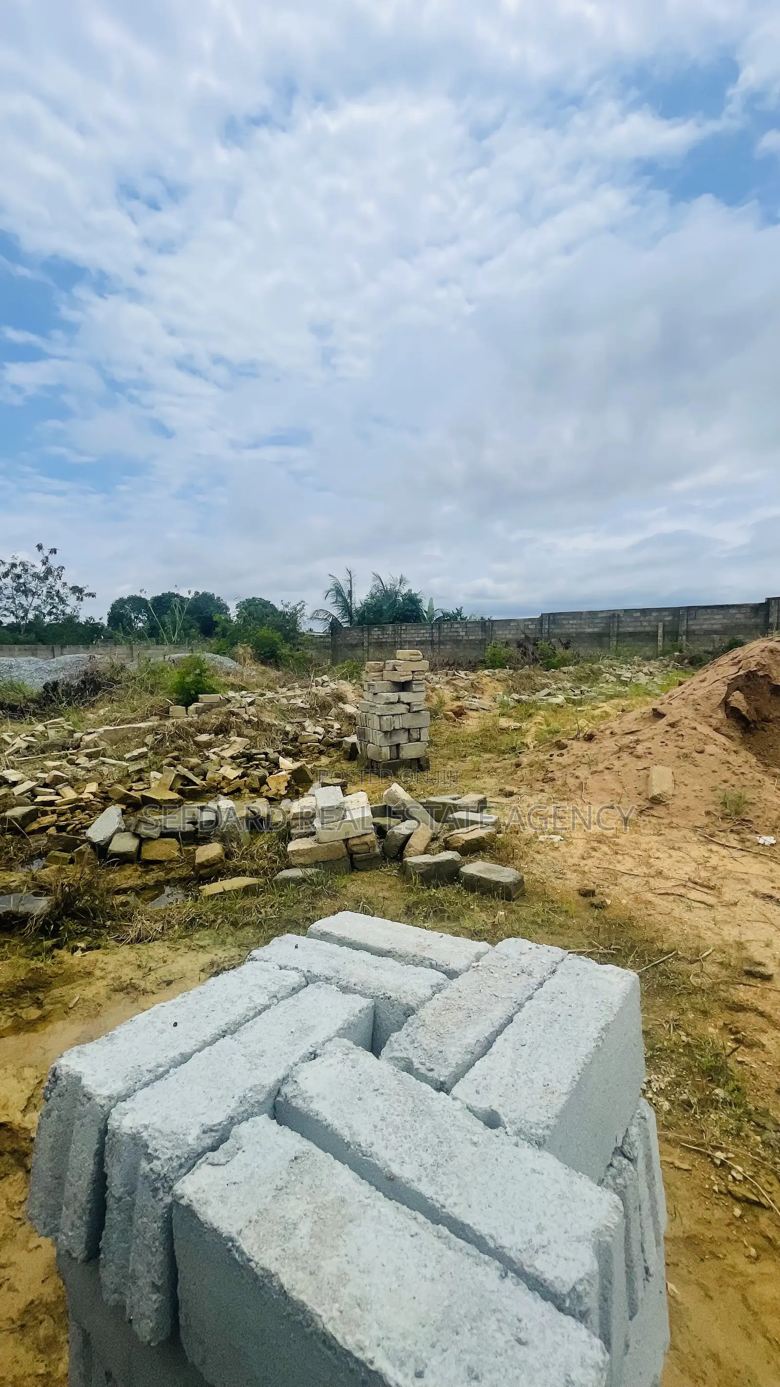 2 Plots of Titled Land for Sale – Amasaman Onyansana