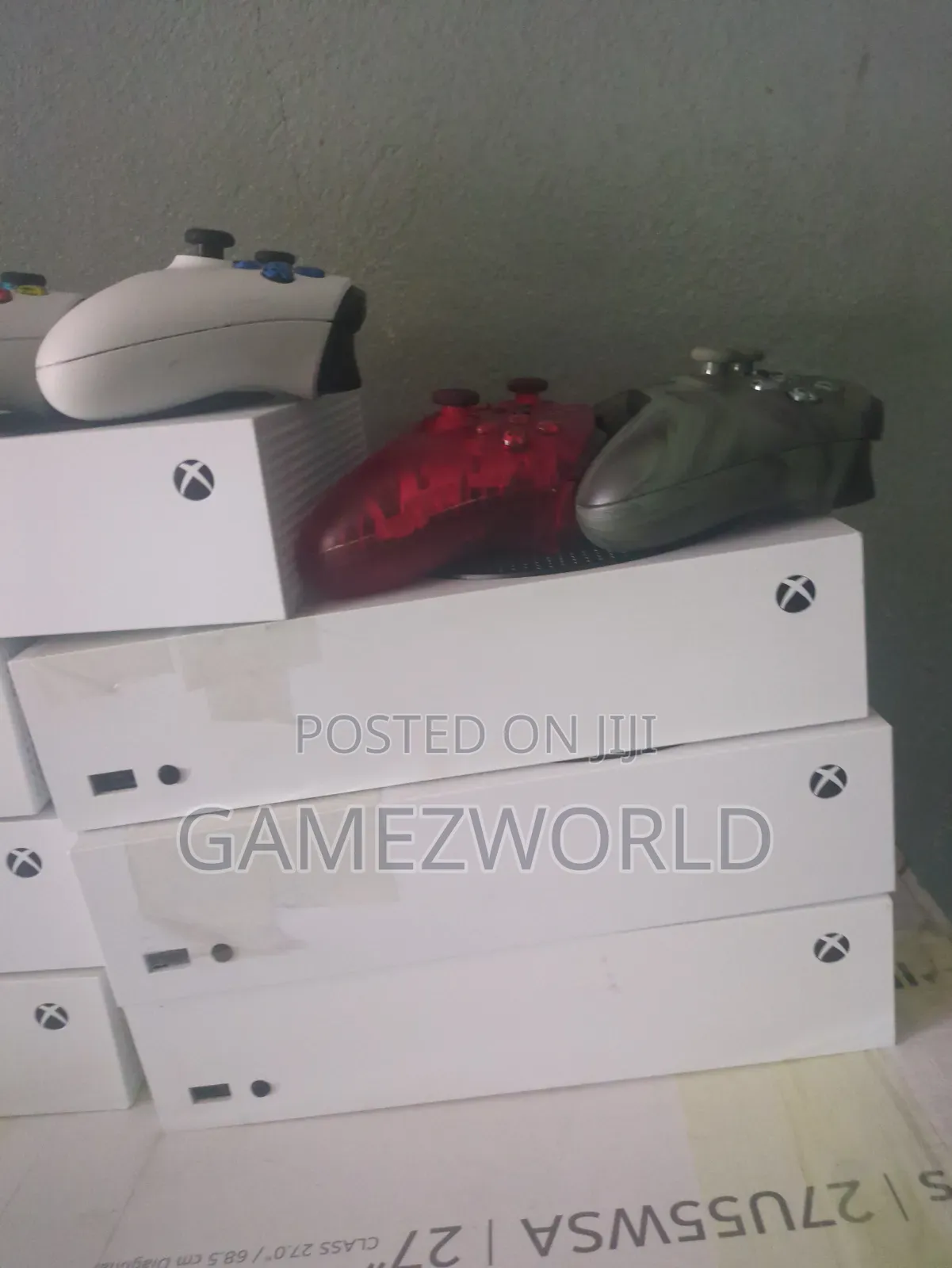 Xbox Series S With 2 Controllers