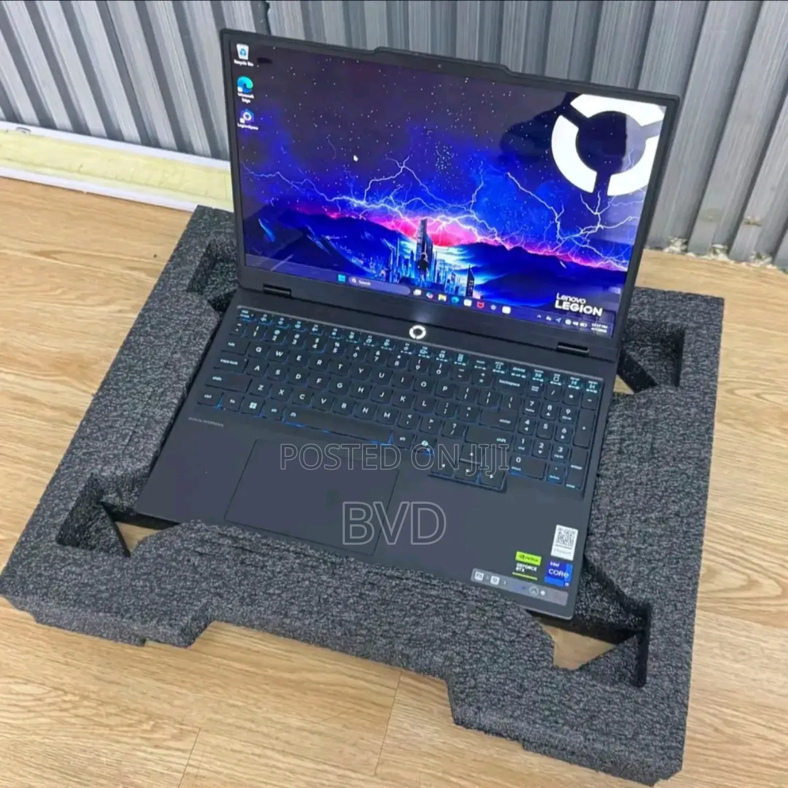 New Laptop Lenovo Legion 7 32GB Intel Core i9 SSD 1T
