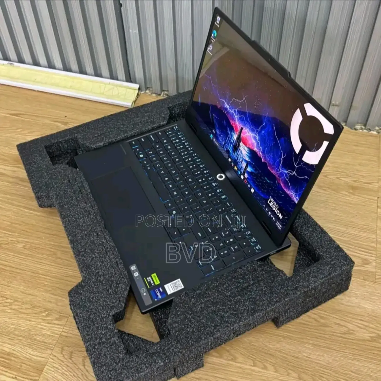 New Laptop Lenovo Legion 7 32GB Intel Core i9 SSD 1T