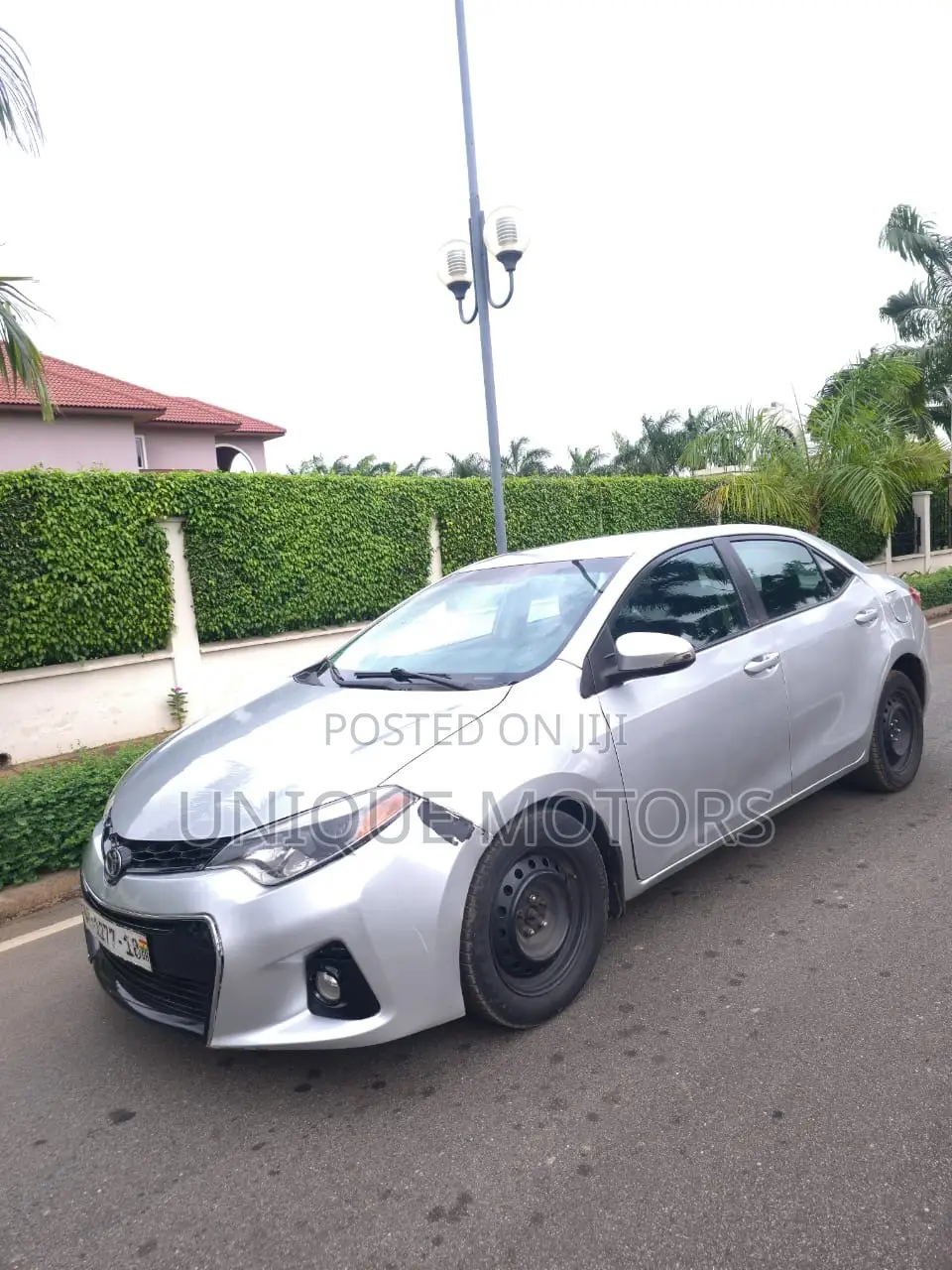 Toyota Corolla S 4dr Sedan (1.8L 4cyl CVT) 2016 Gray