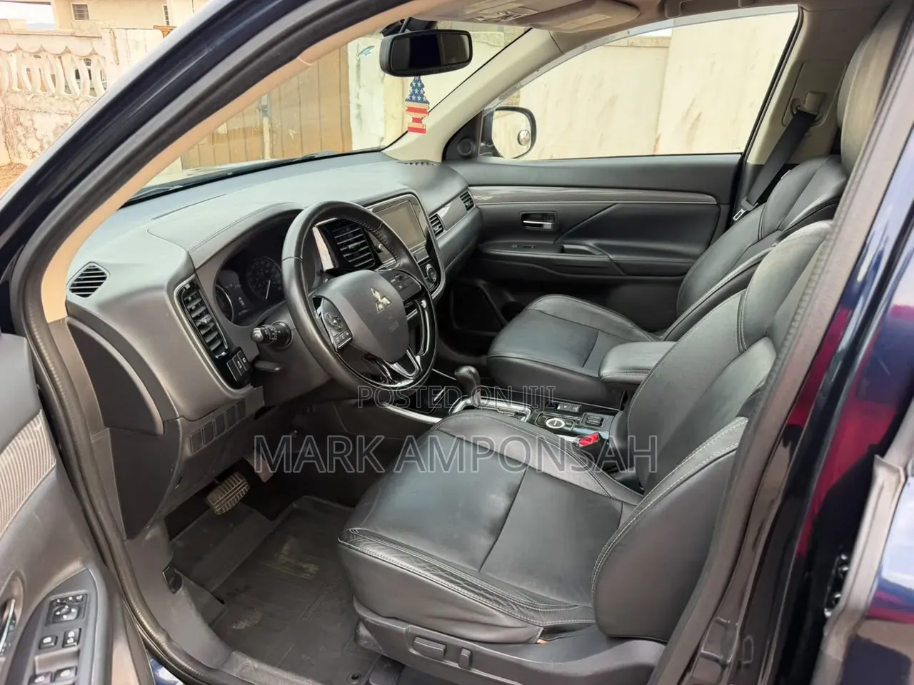 Mitsubishi Outlander 2019 Blue