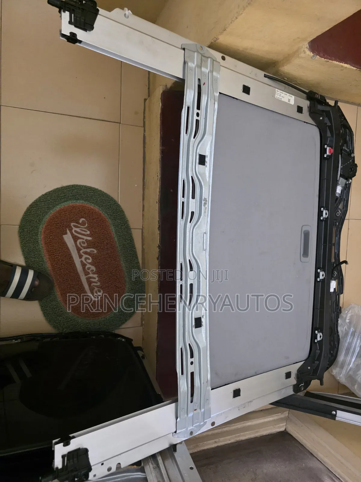 Honda CRV 2017-2026 /HRV 2023-2026 Sunroof Assembly