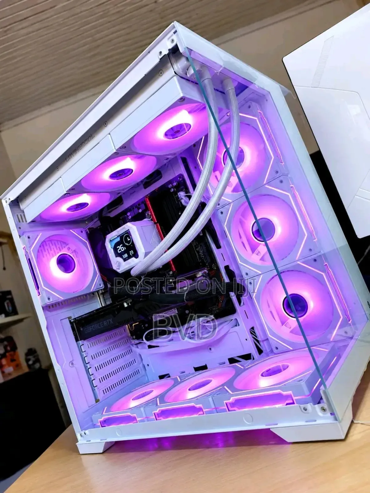 New Desktop Computer MSI Aegis X 16GB AMD Ryzen 7 SSD 1T
