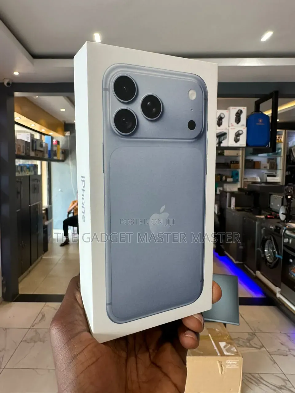 New Apple iPhone 18 Pro Max 512 GB Blue