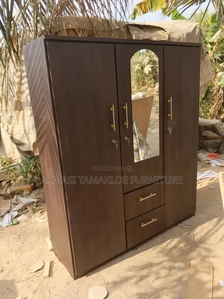 Neat Three in One Wardrobe