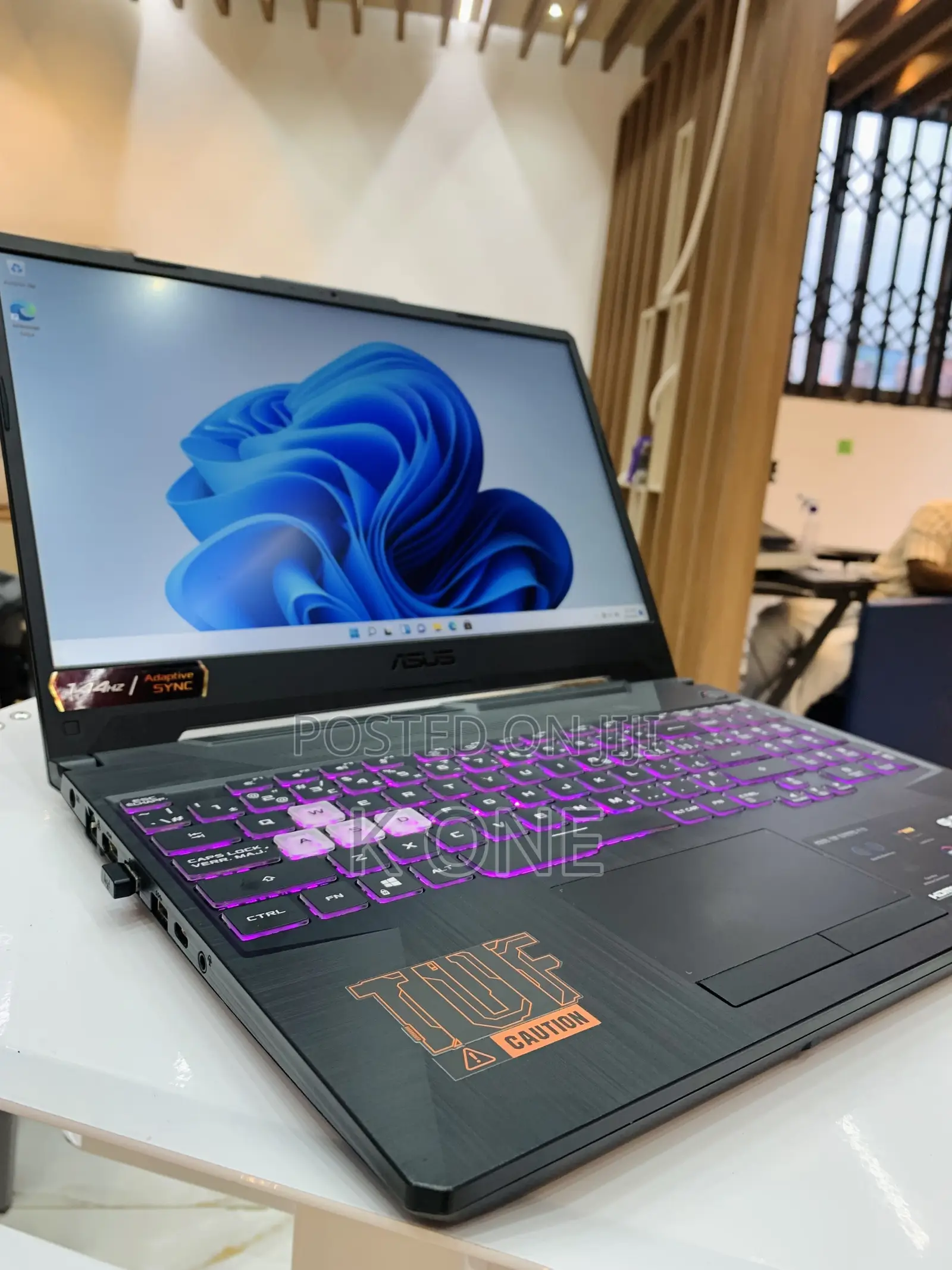 Laptop Asus TUF Dash F15 16GB Intel Core i5 SSD 512GB
