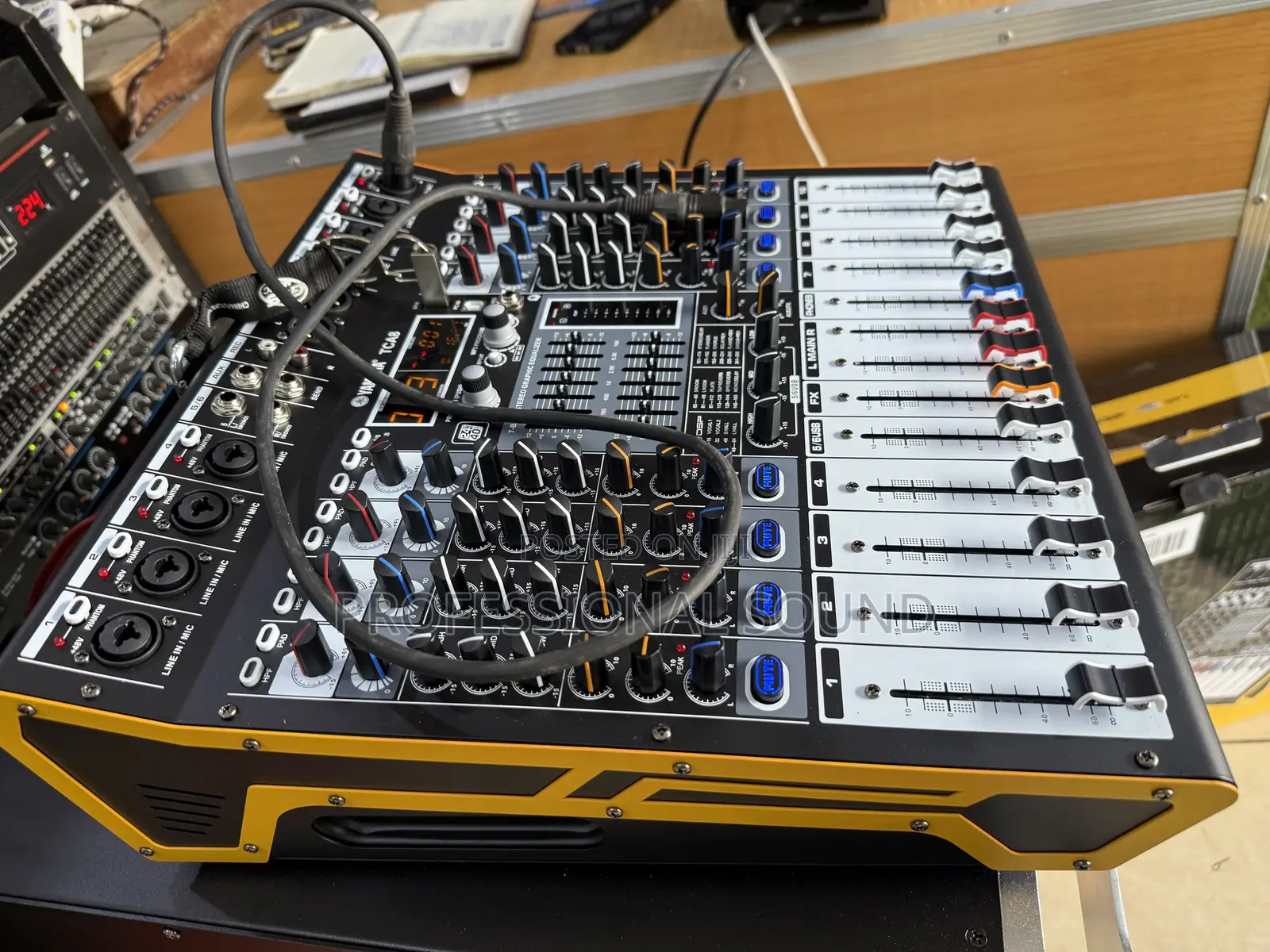 Yamaha TCA8, an 8-Channel Professional Powered Audio Mixer
