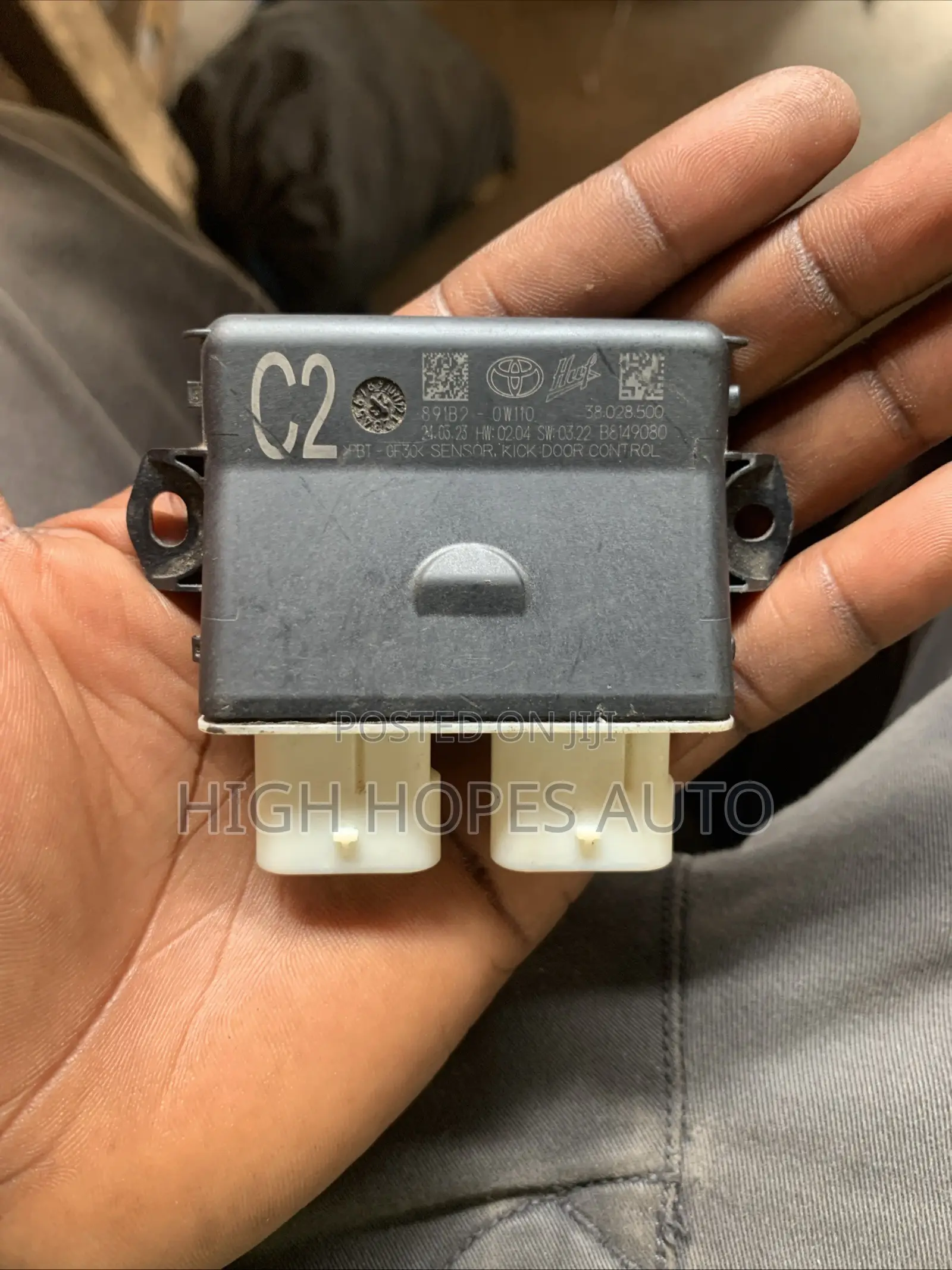 Toyota Highlander 2018-2023 Trunk Kick Sensor