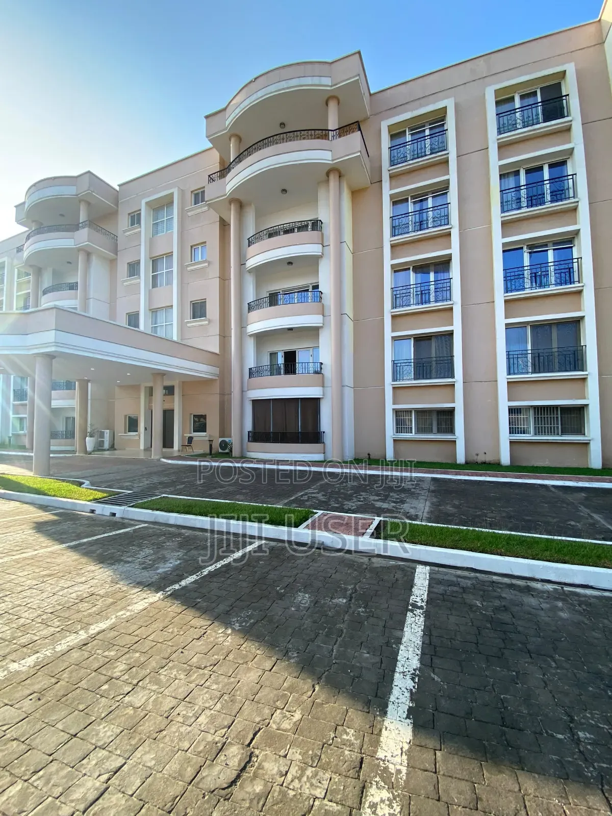 Furnished 2bdrm House in Accra Mall for rent