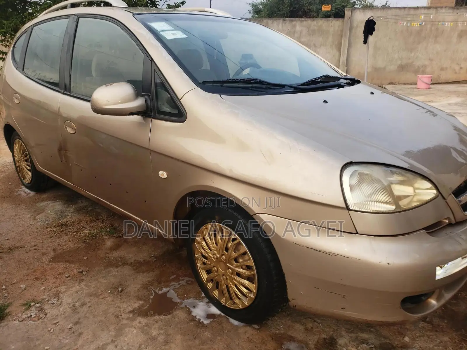 Chevrolet Rezzo 1.6 SE 2010 Gold