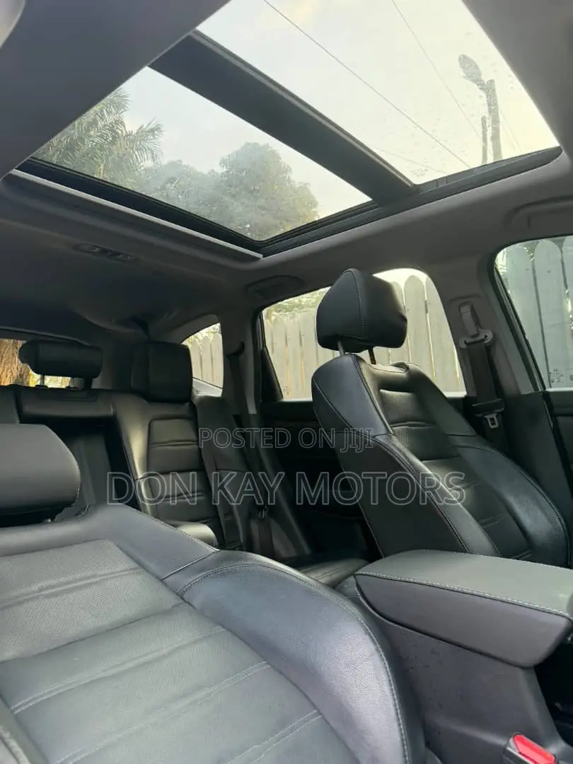 Honda CR-V Touring AWD 2018 Silver