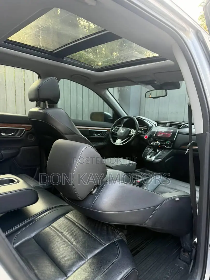 Honda CR-V Touring AWD 2018 Silver