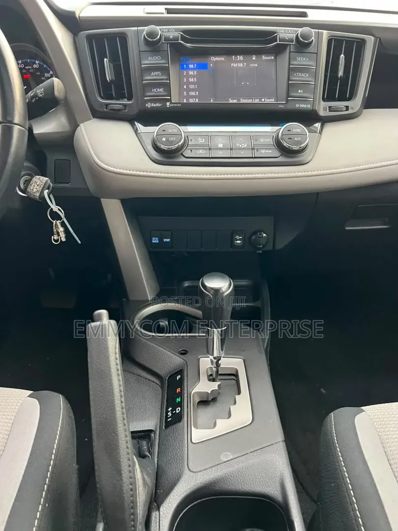 Toyota RAV4 2016 Blue