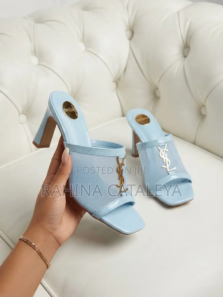 Ladies Classic Shoe