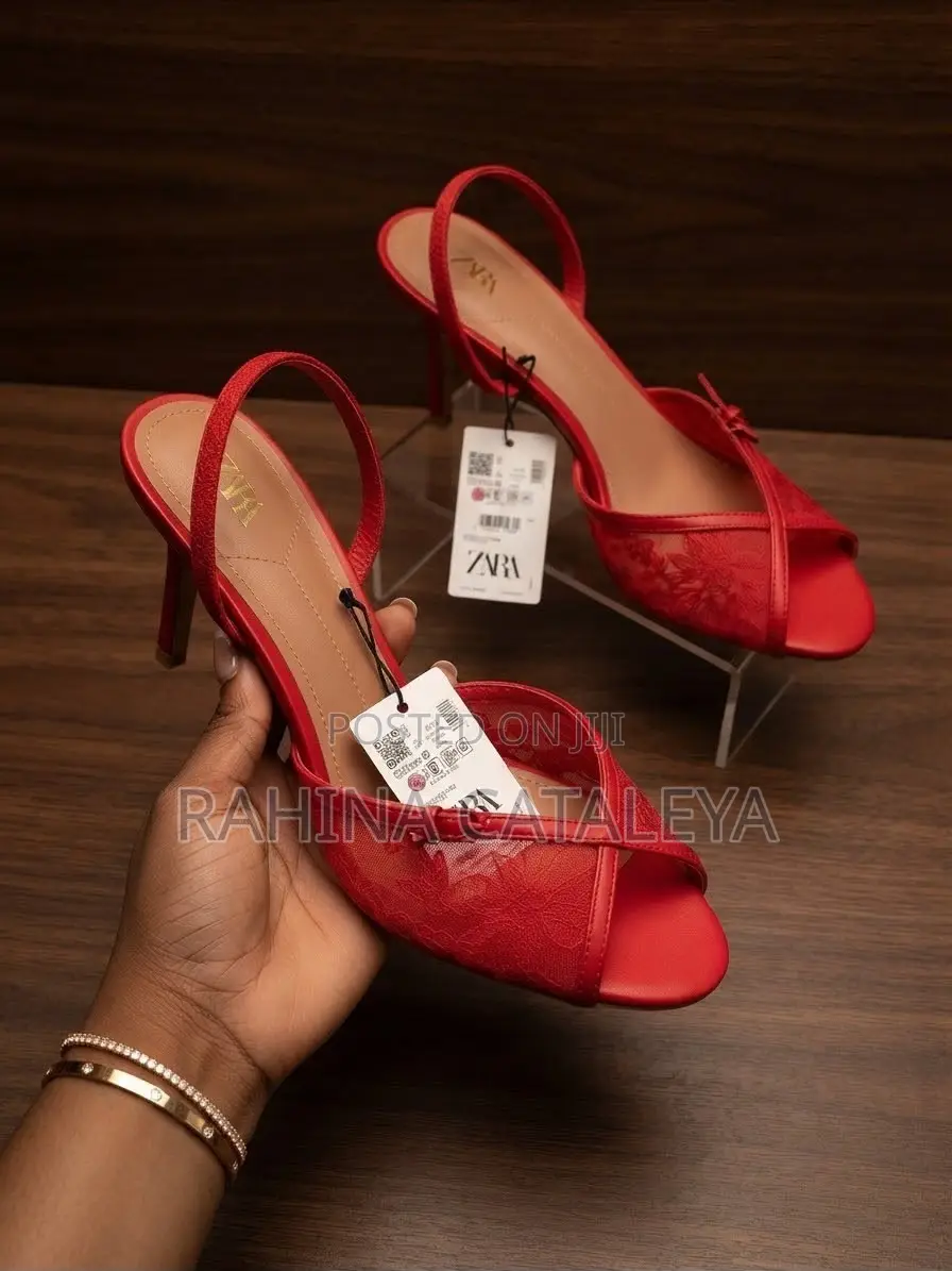 Ladies Classic Shoe