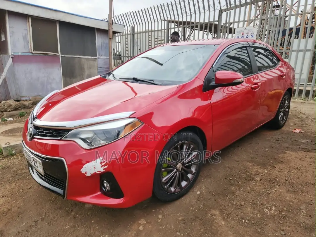 Toyota Corolla LE 4dr Sedan (1.8L 4cyl CVT) 2015 Red