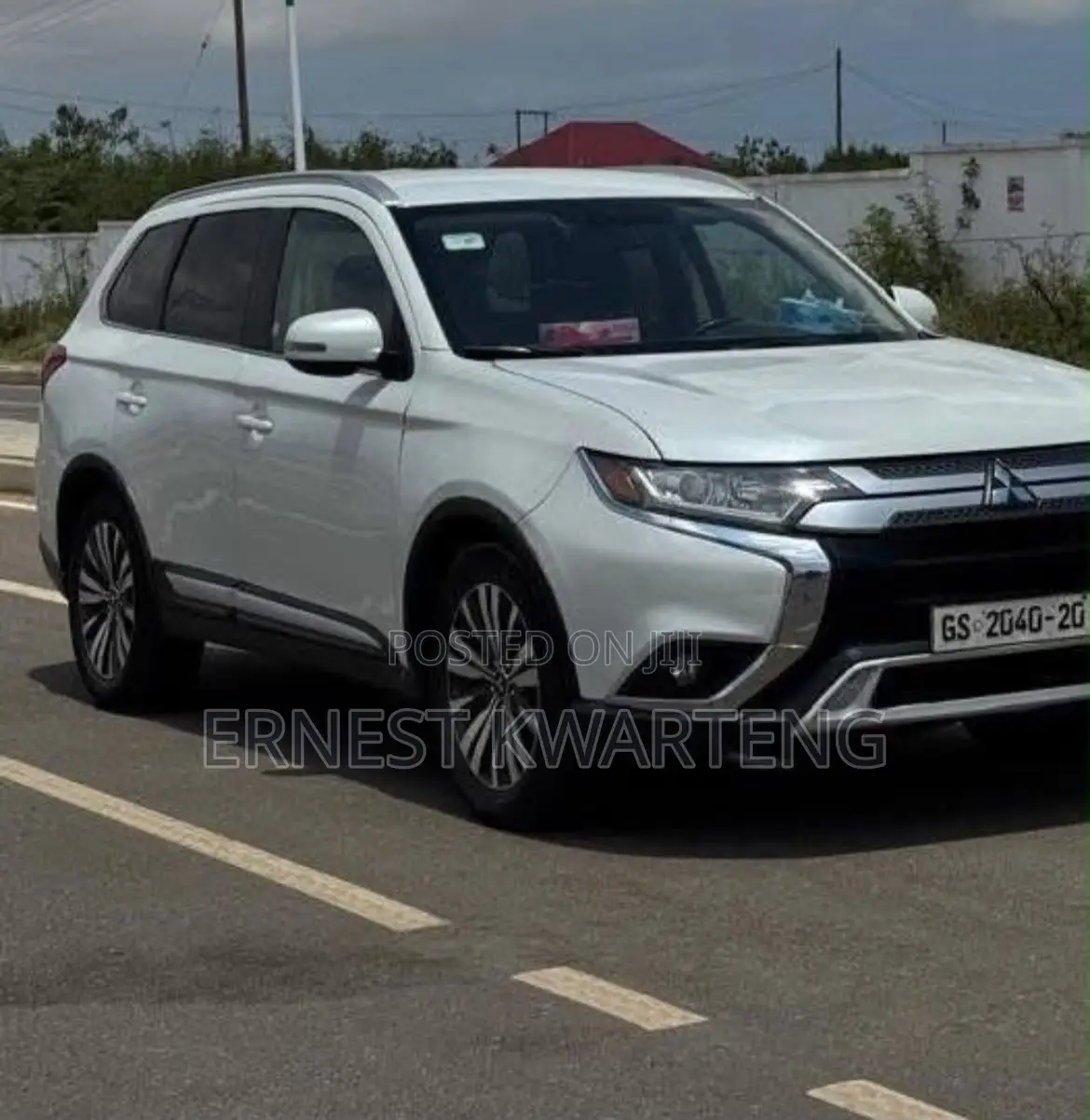 Mitsubishi Outlander 2018 White