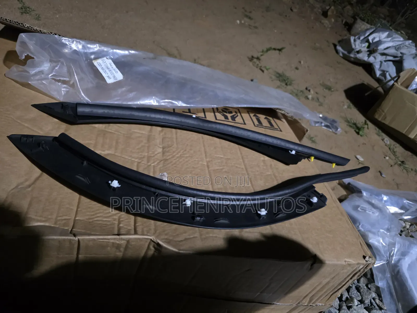 2023-2026 Honda CRV Read Wheel Door Eye