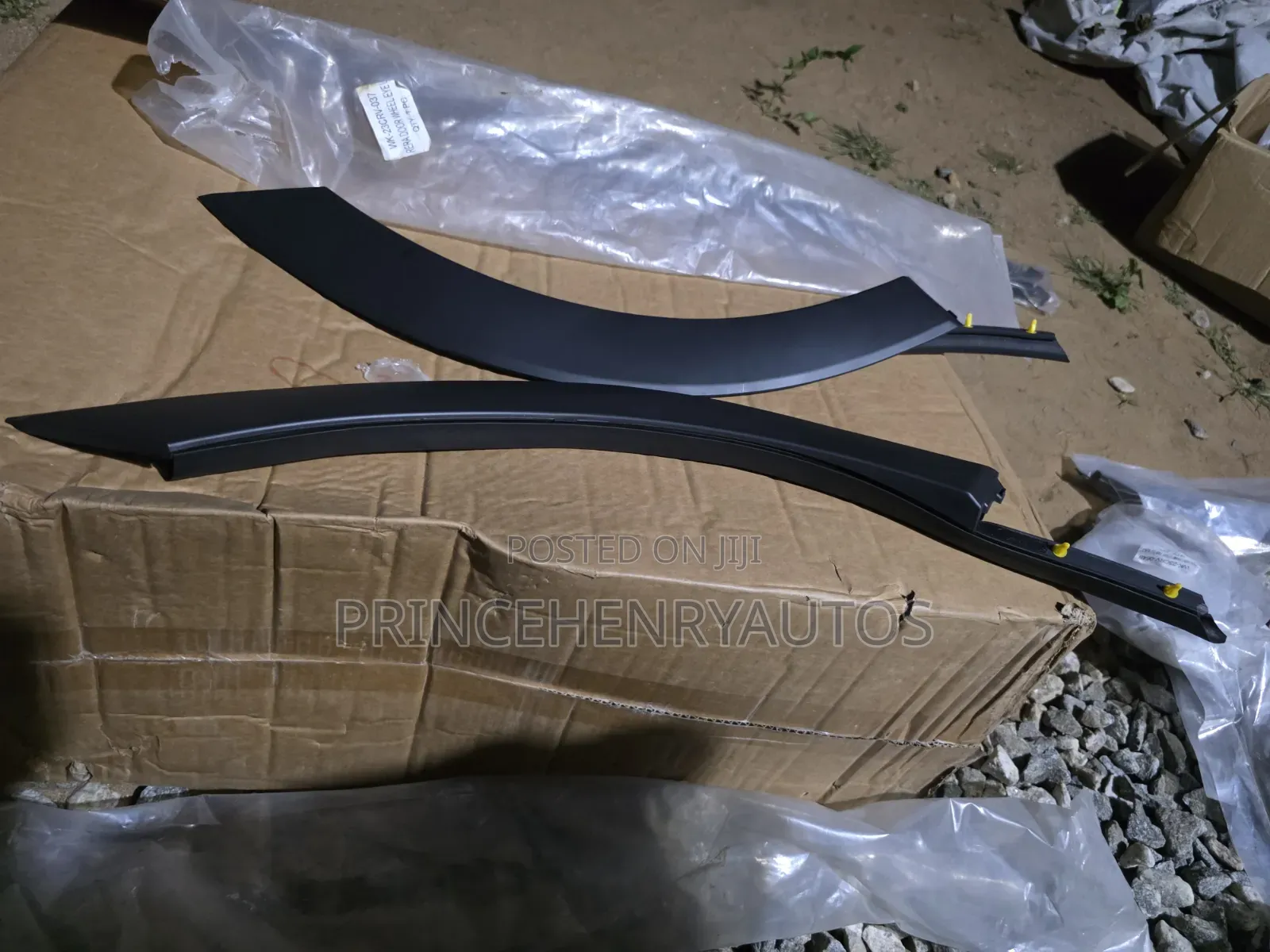 2023-2026 Honda CRV Read Wheel Door Eye