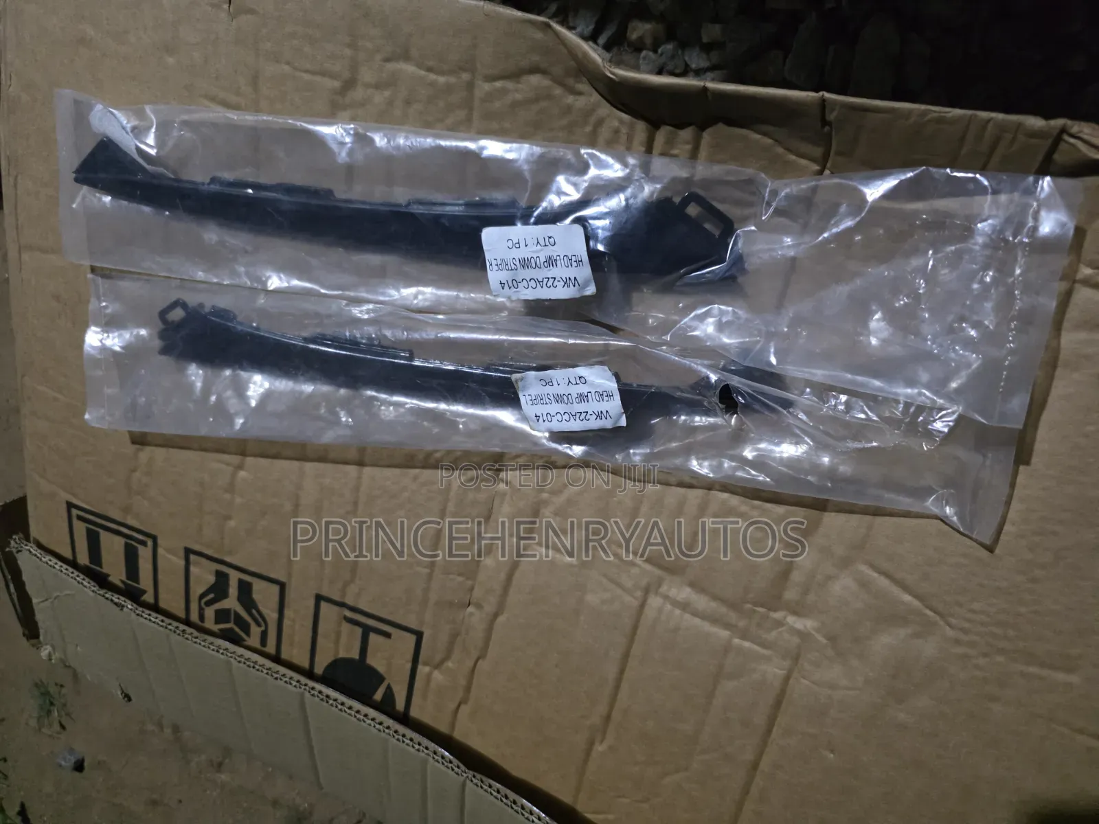 Honda Accord 2018-2022 Headlamp Down Stripe