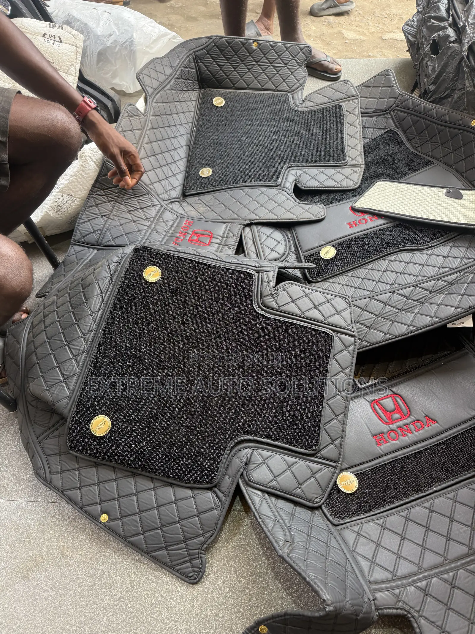 Honda Accord 2018 to 2022 5D Premium Leather Floor Mat/Carpet