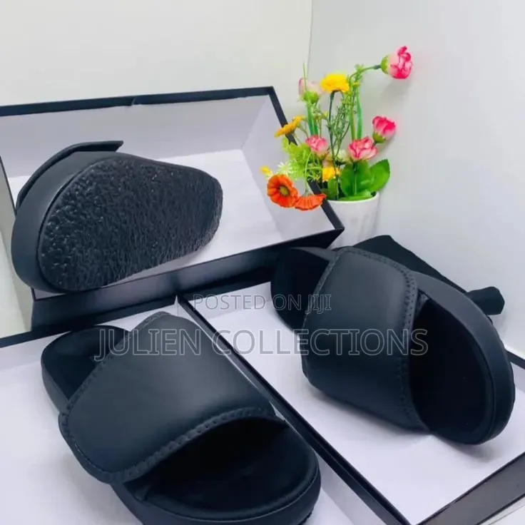 Original Season 7 Slide Black