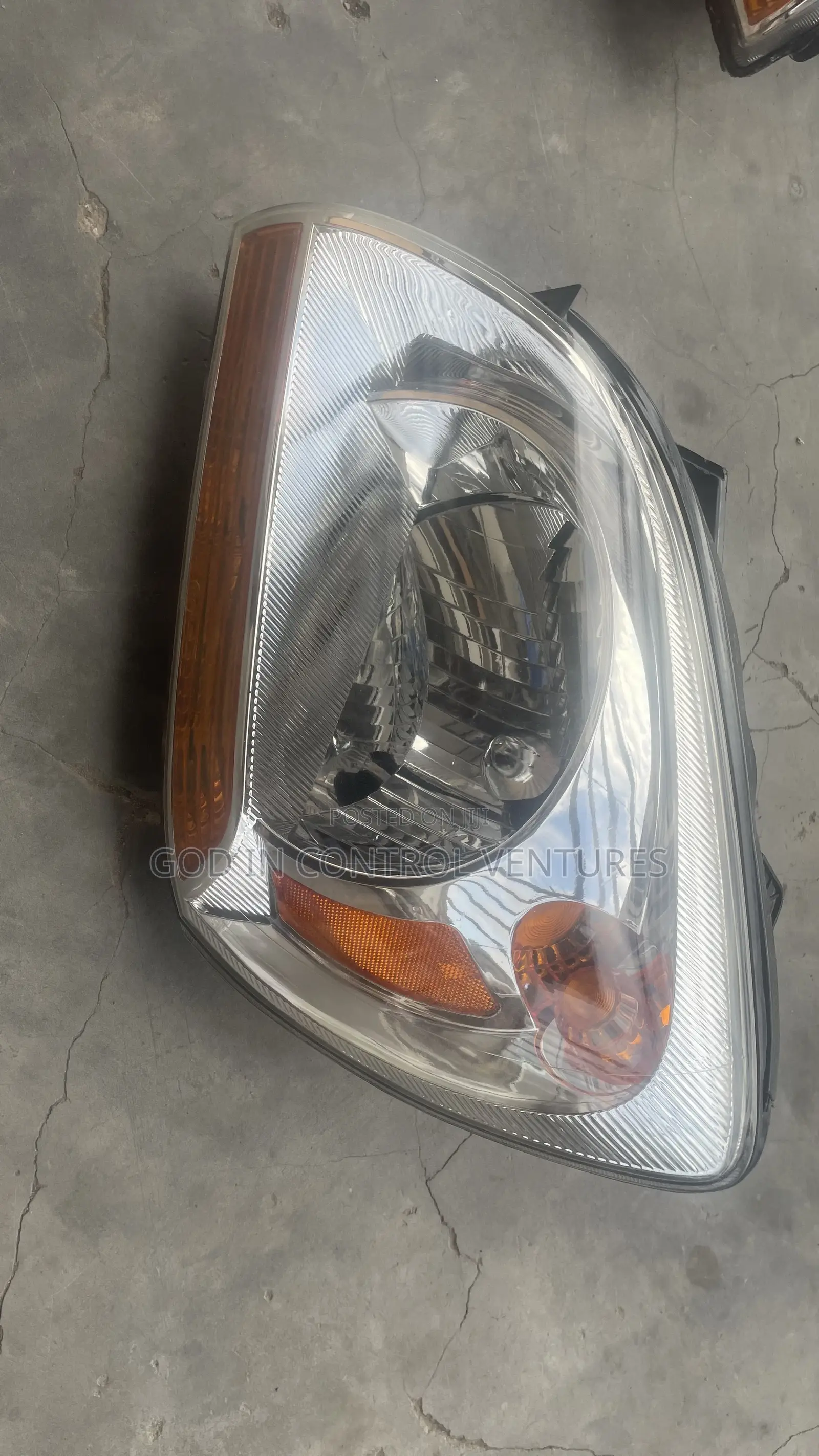 Kia Sportage 2008 Headlight
