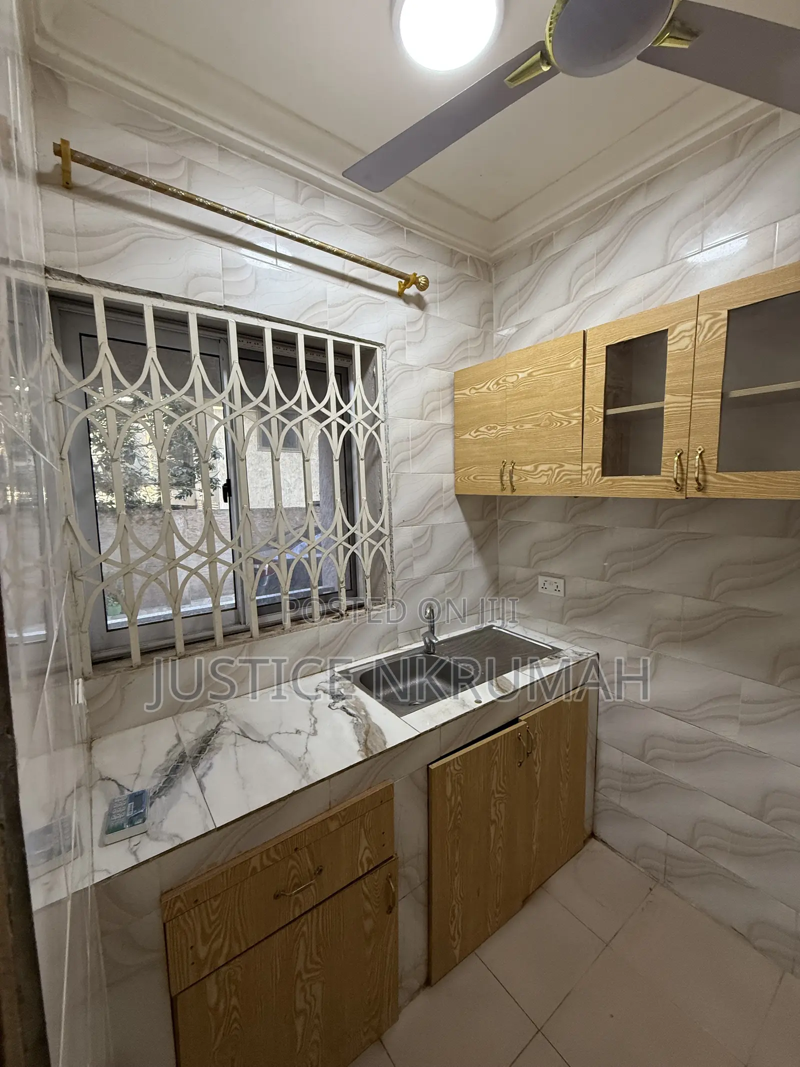 1bdrm Apartment in Mr Justice Estate, Bortiano for rent