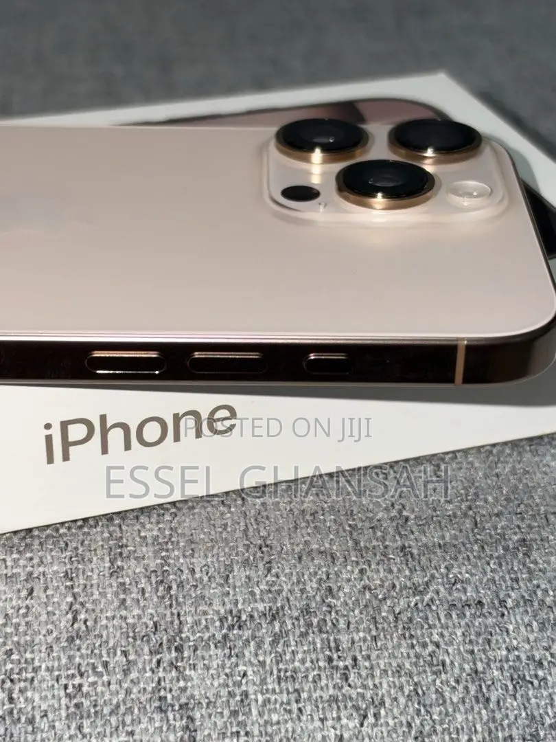 Apple iPhone 16 Pro Max 256 GB Gold