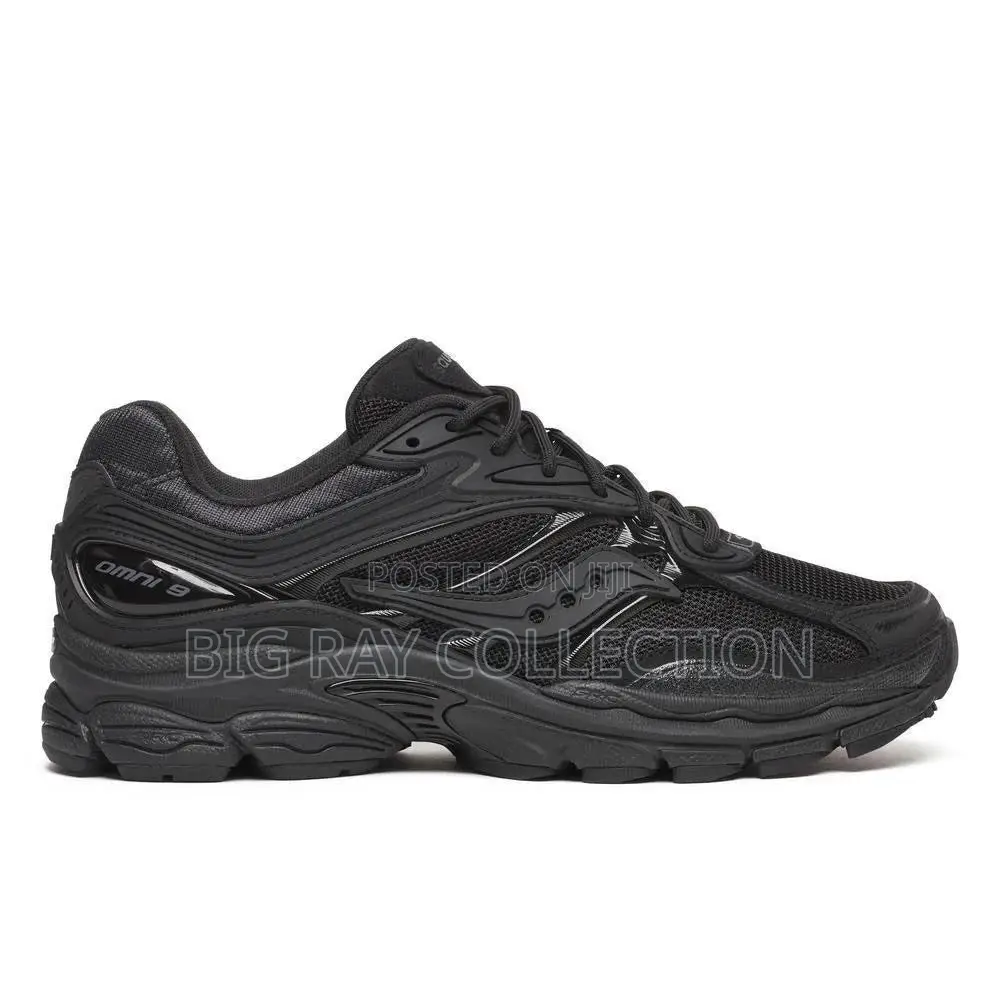 Black Saucony Sneaker