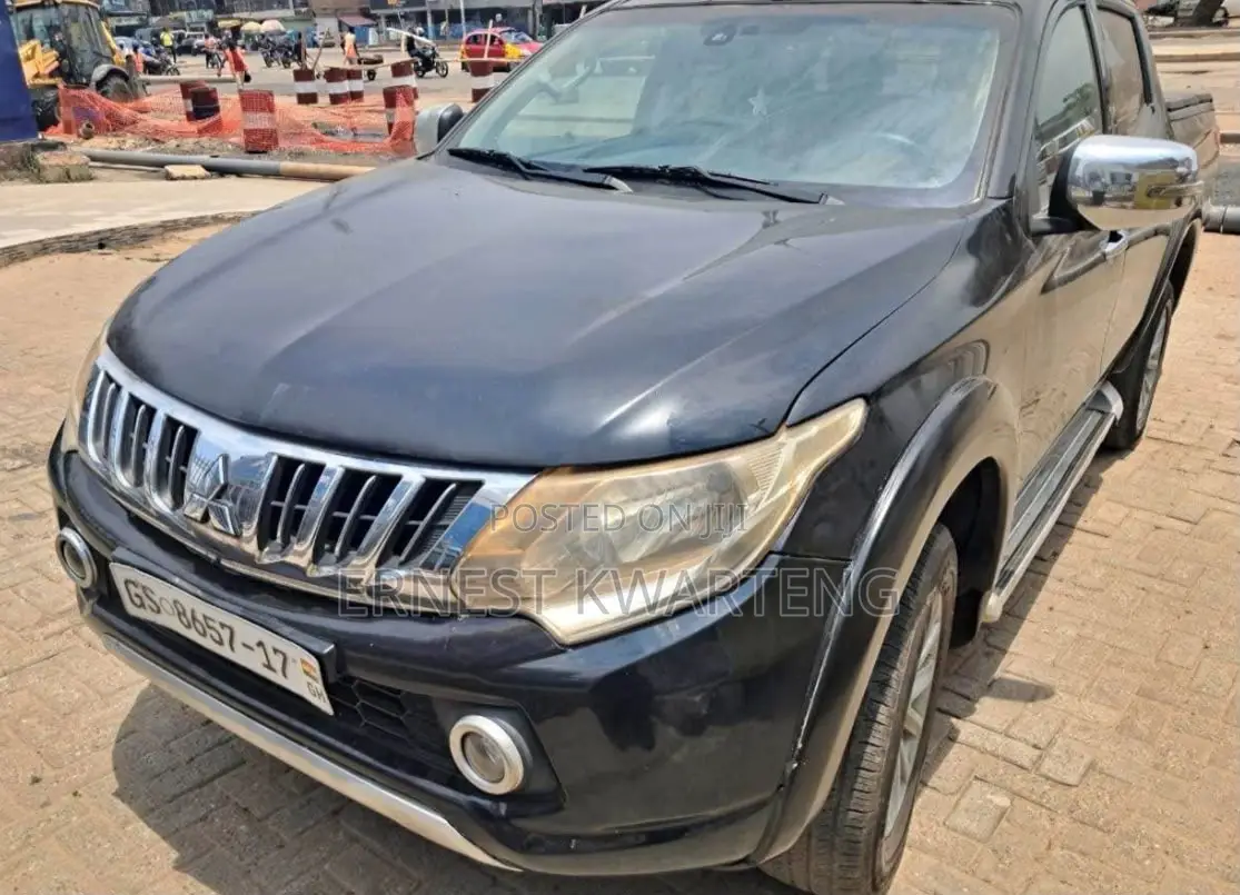 Mitsubishi L200 Double Cab 2.4 181hp 4WD 2016 Silver
