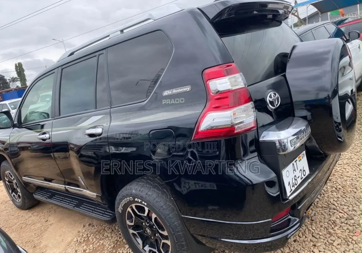 Toyota Land Cruiser Prado 2013 Silver