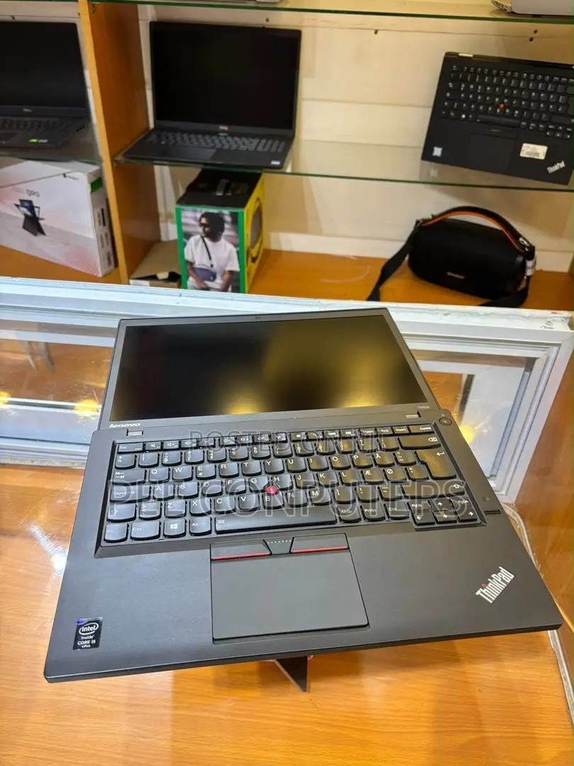 Laptop Lenovo ThinkPad T440s 8GB Intel Core i5 HDD 320GB