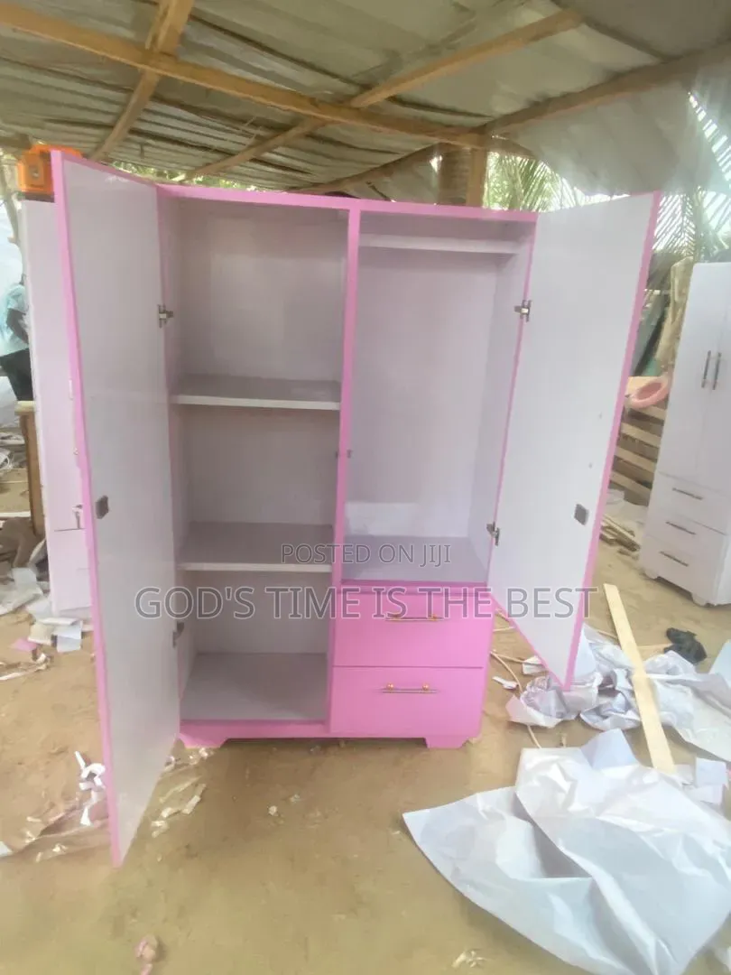 Wardrobe Double Door