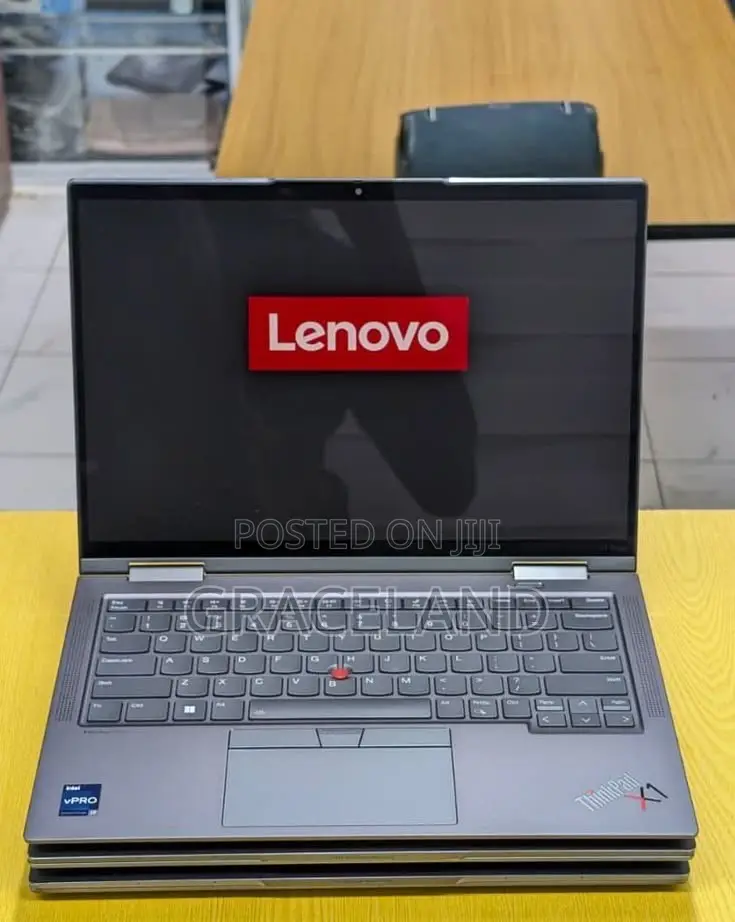 Laptop Lenovo ThinkPad X1 Yoga Gen 8 16GB Intel Core i7 SSD 256GB