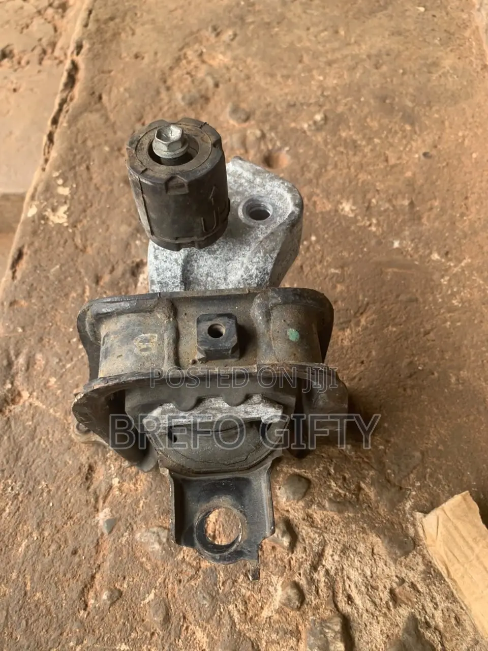 Engine Mount/Engine Seat