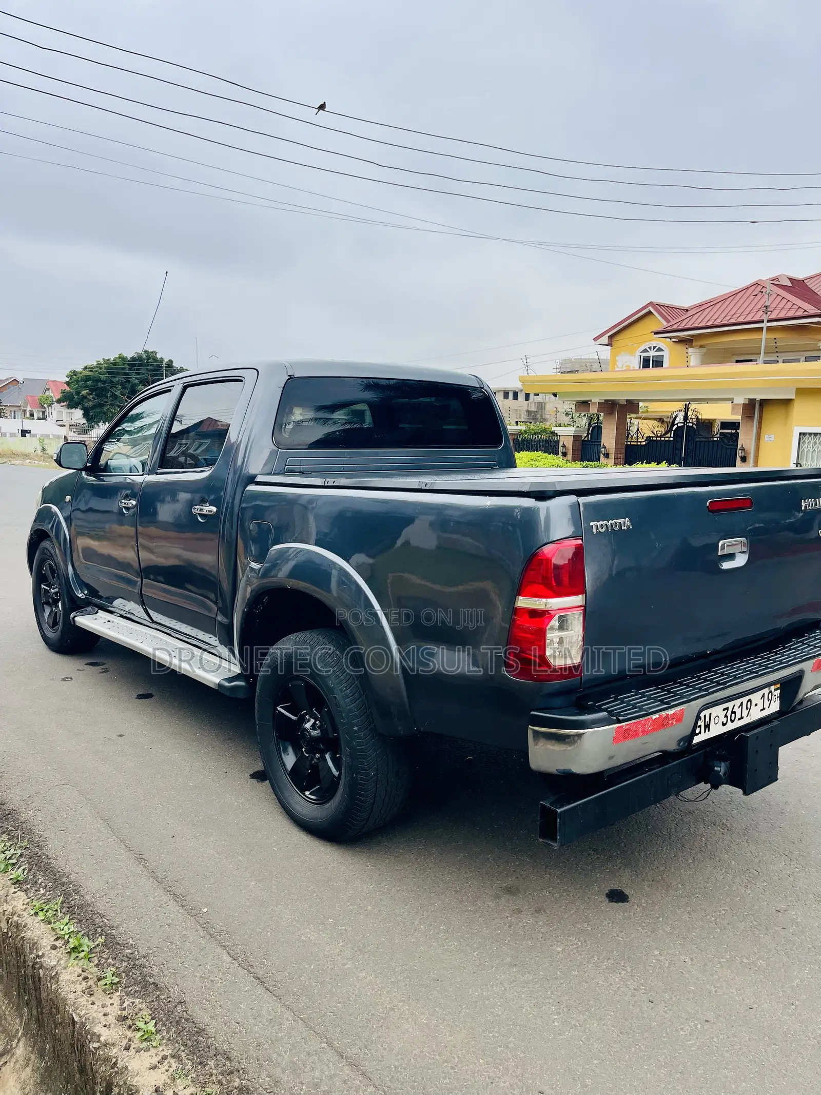 Toyota Hilux 2.5 D-4D 4X4 SRX 2011 Gray