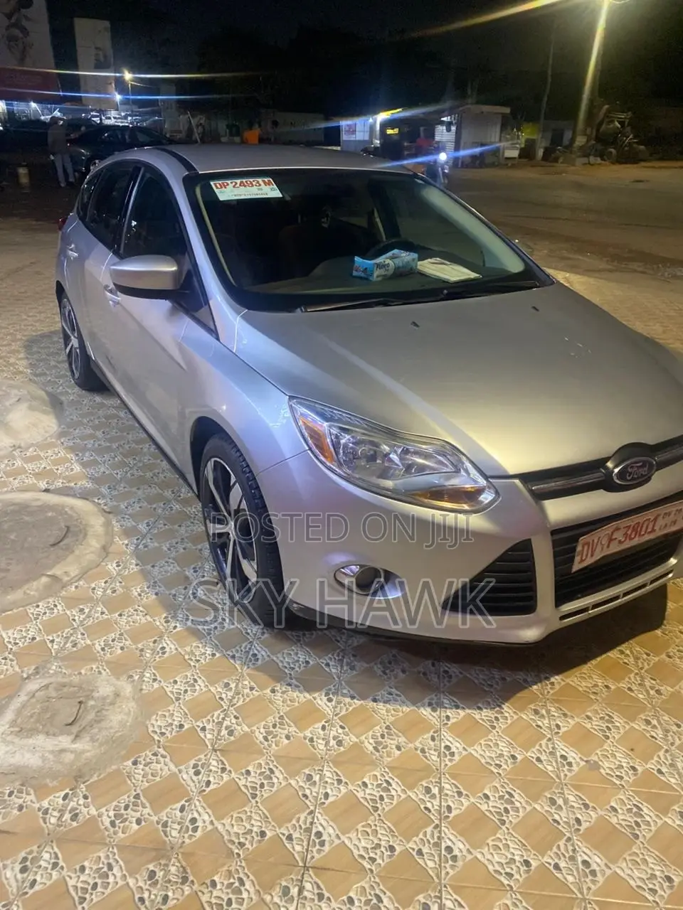 Ford Focus S Sedan FWD (2.0L 4cyl 5M) 2012 Gray