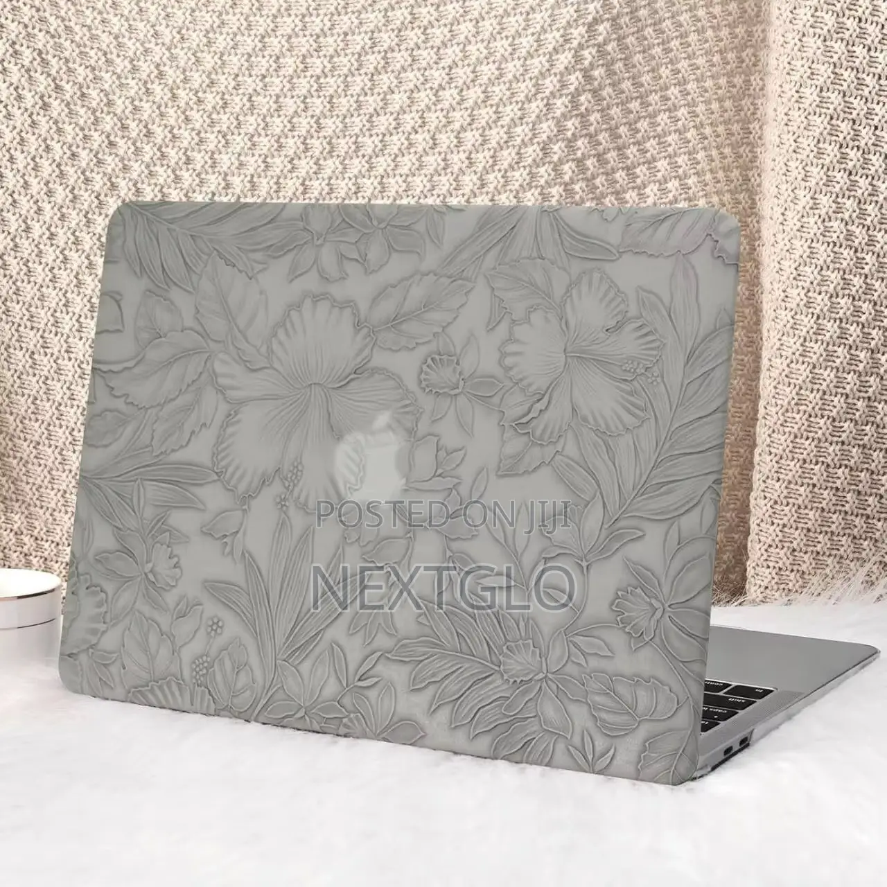 A12681 MacBook Case