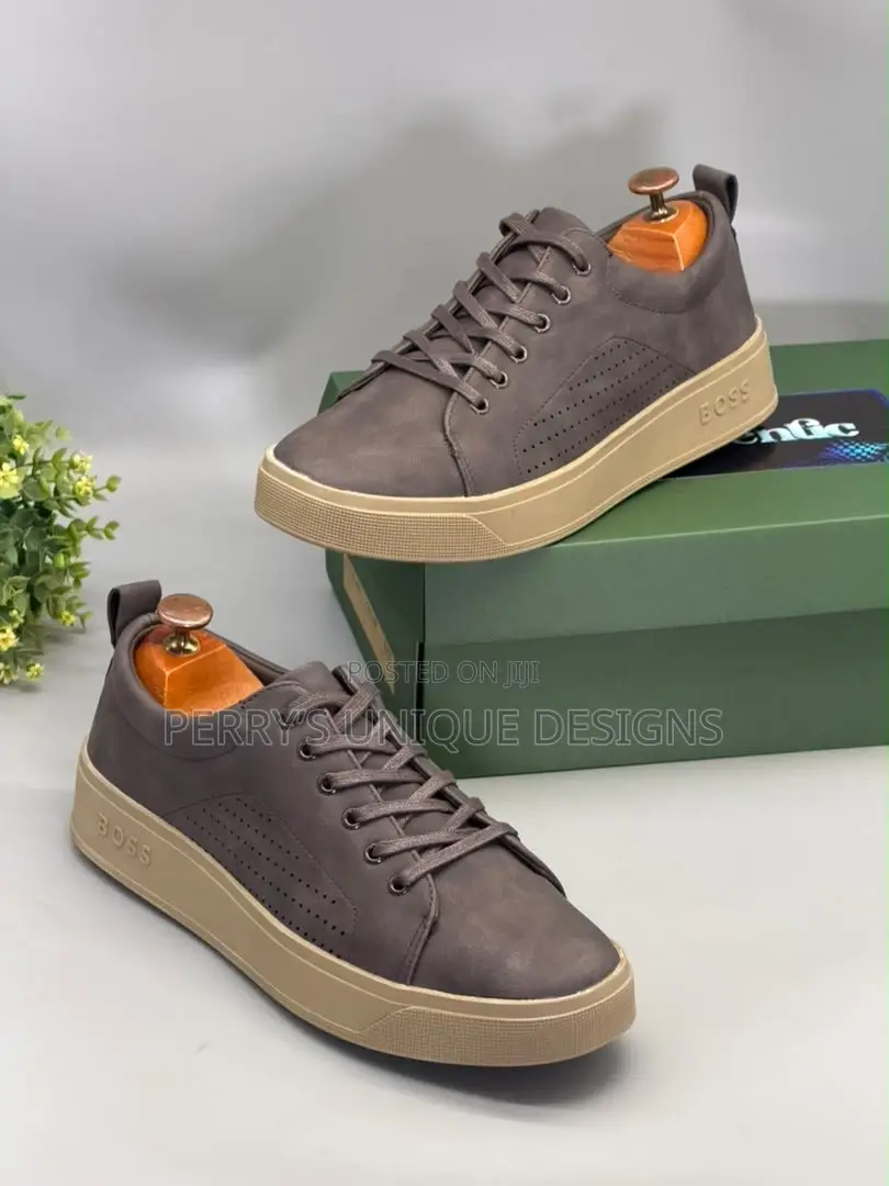 OSS Executive Men's Perforated Smart-Casual Leather Sneaker