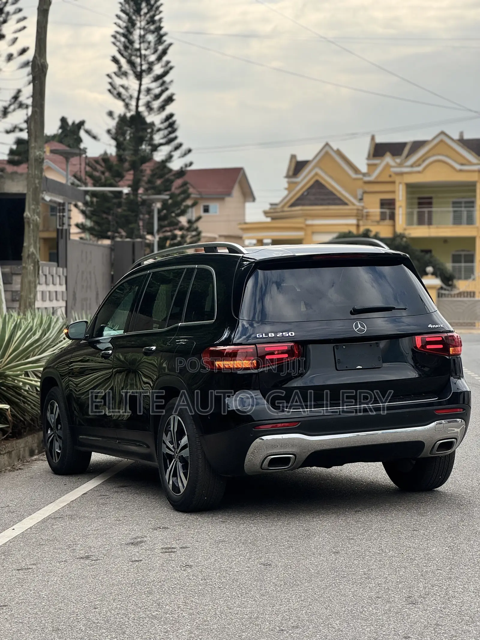 Mercedes-Benz GLB-Class GLB 250 4MATIC AWD 2024 Black