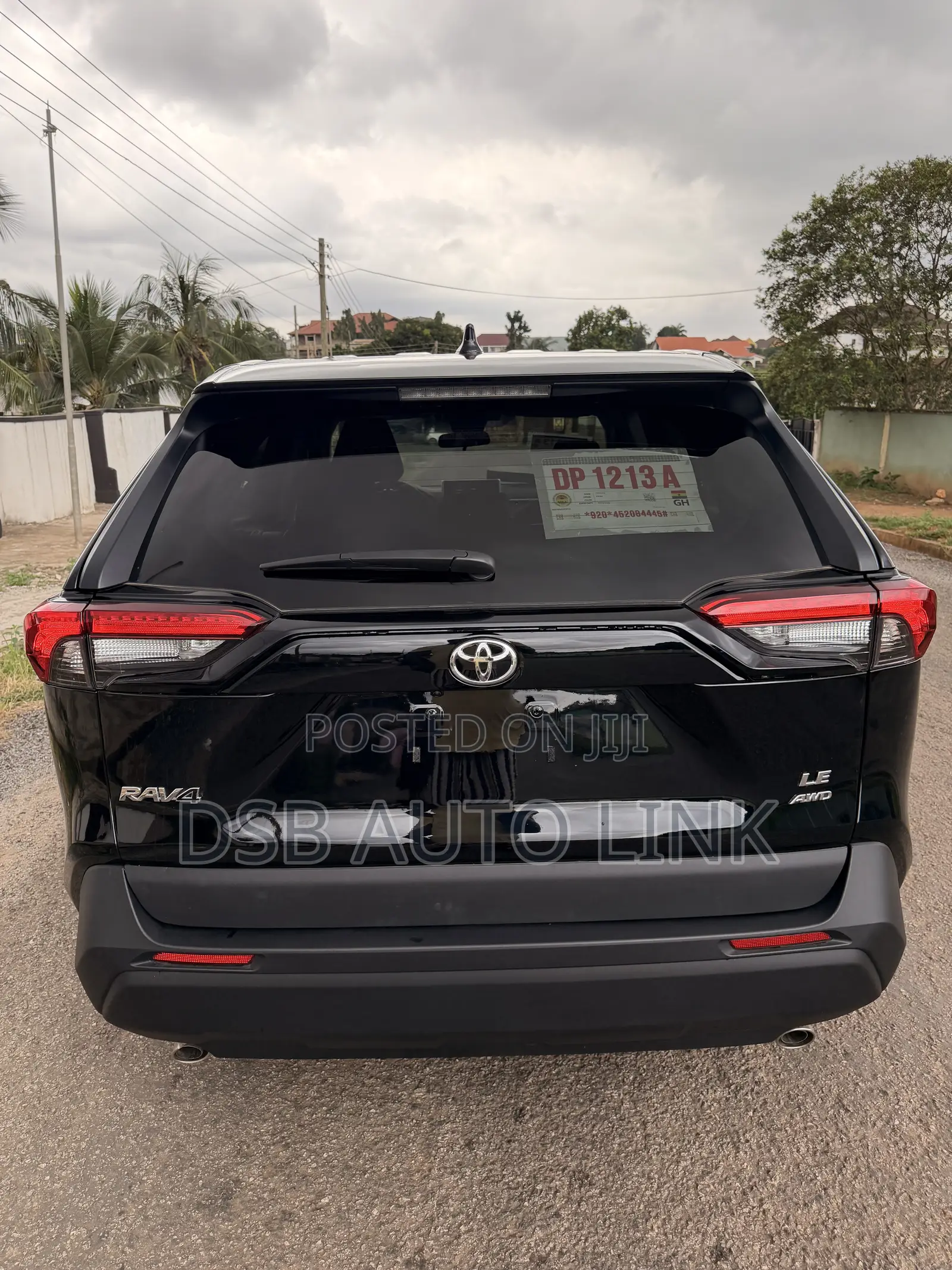 Toyota RAV4 LE 2025 Black