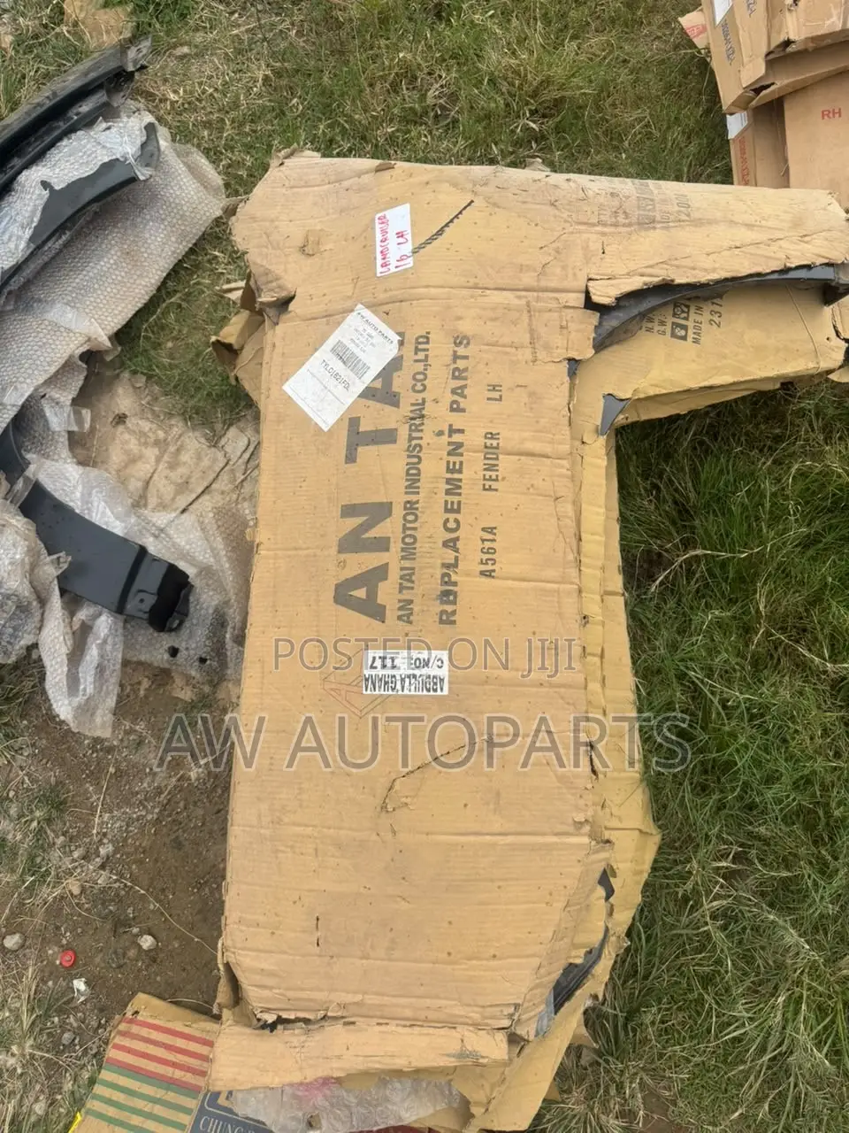 Toyota Land Cruiser 2016 Fender LH