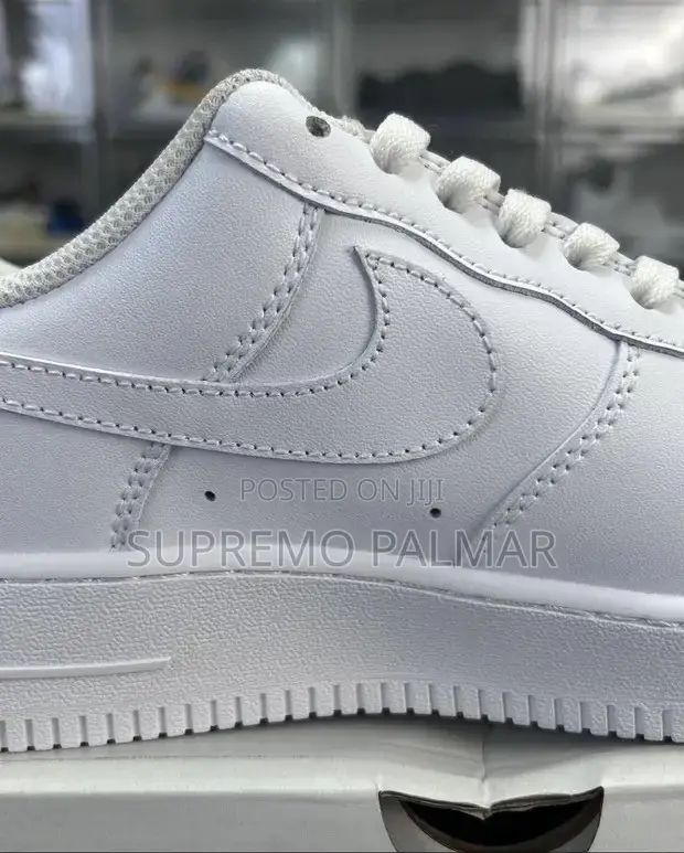 Nike Air Force 1 ’07 Low – Triple Black / White Casual Sneakers