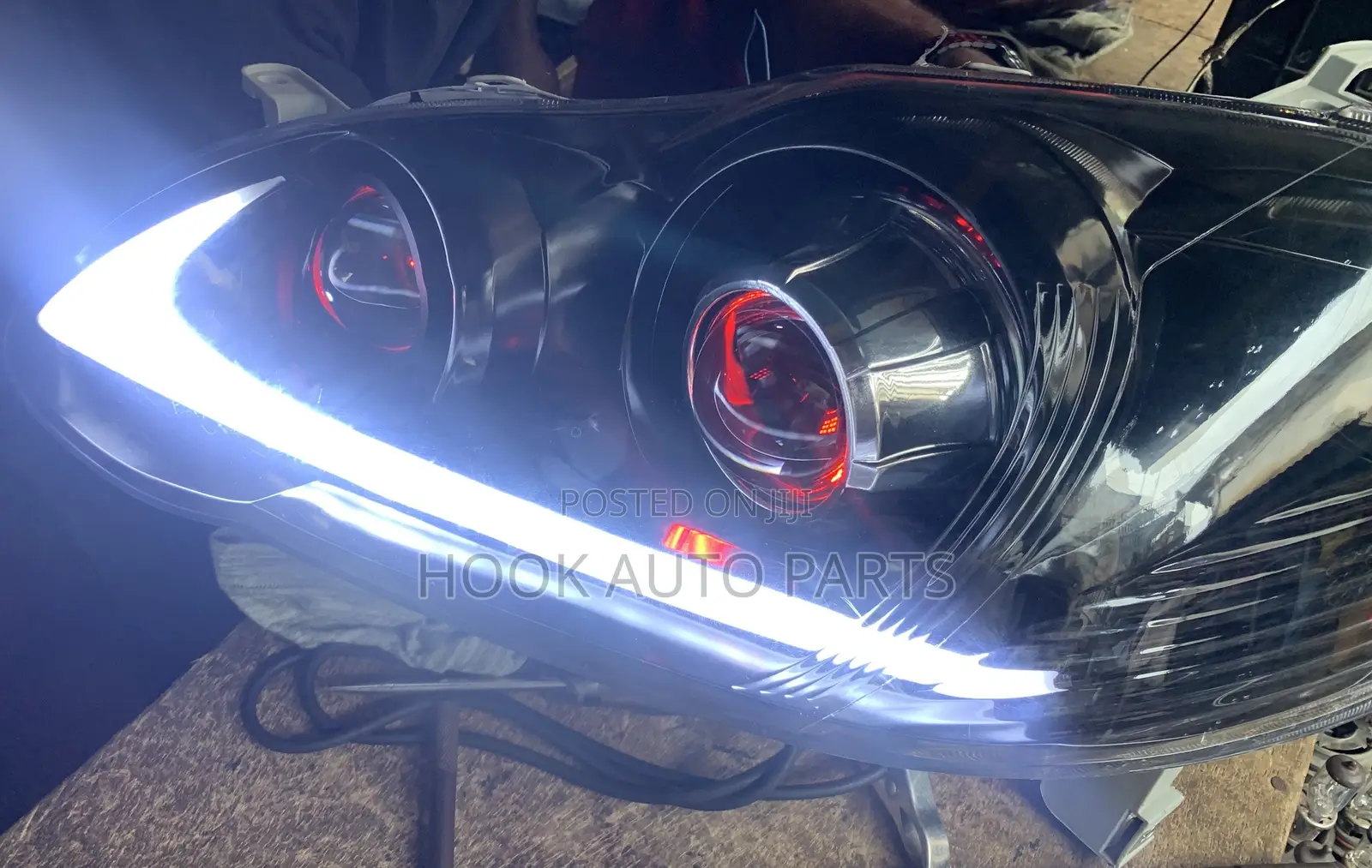 Toyota Corolla 2004,2005,2006,2007,2008,2009 LED/Touring Headlight