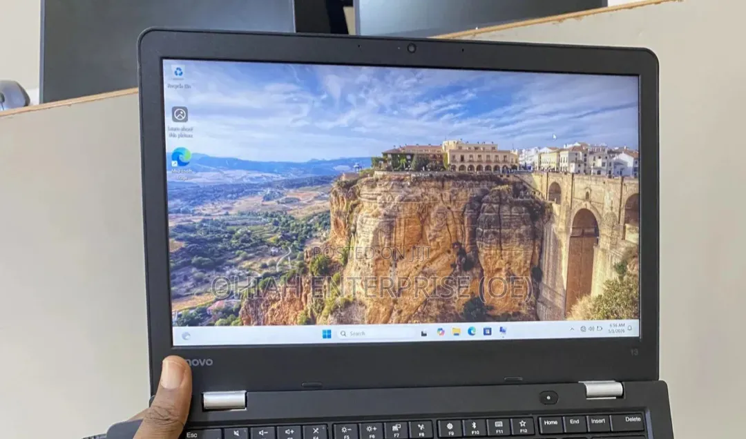 Laptop Lenovo ThinkPad 13 8GB Intel Core i3 SSD 250GB