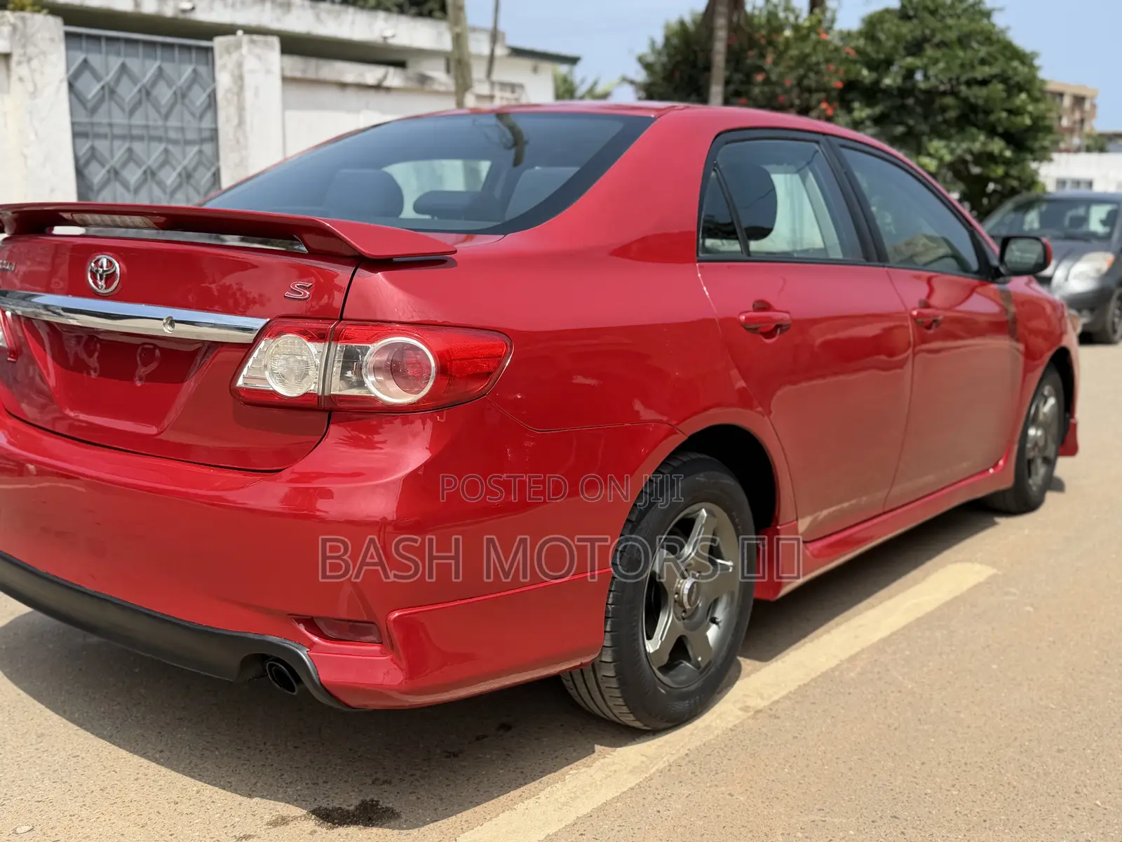 Toyota Corolla S 4dr Sedan (1.8L 4cyl 4A) 2013 Red