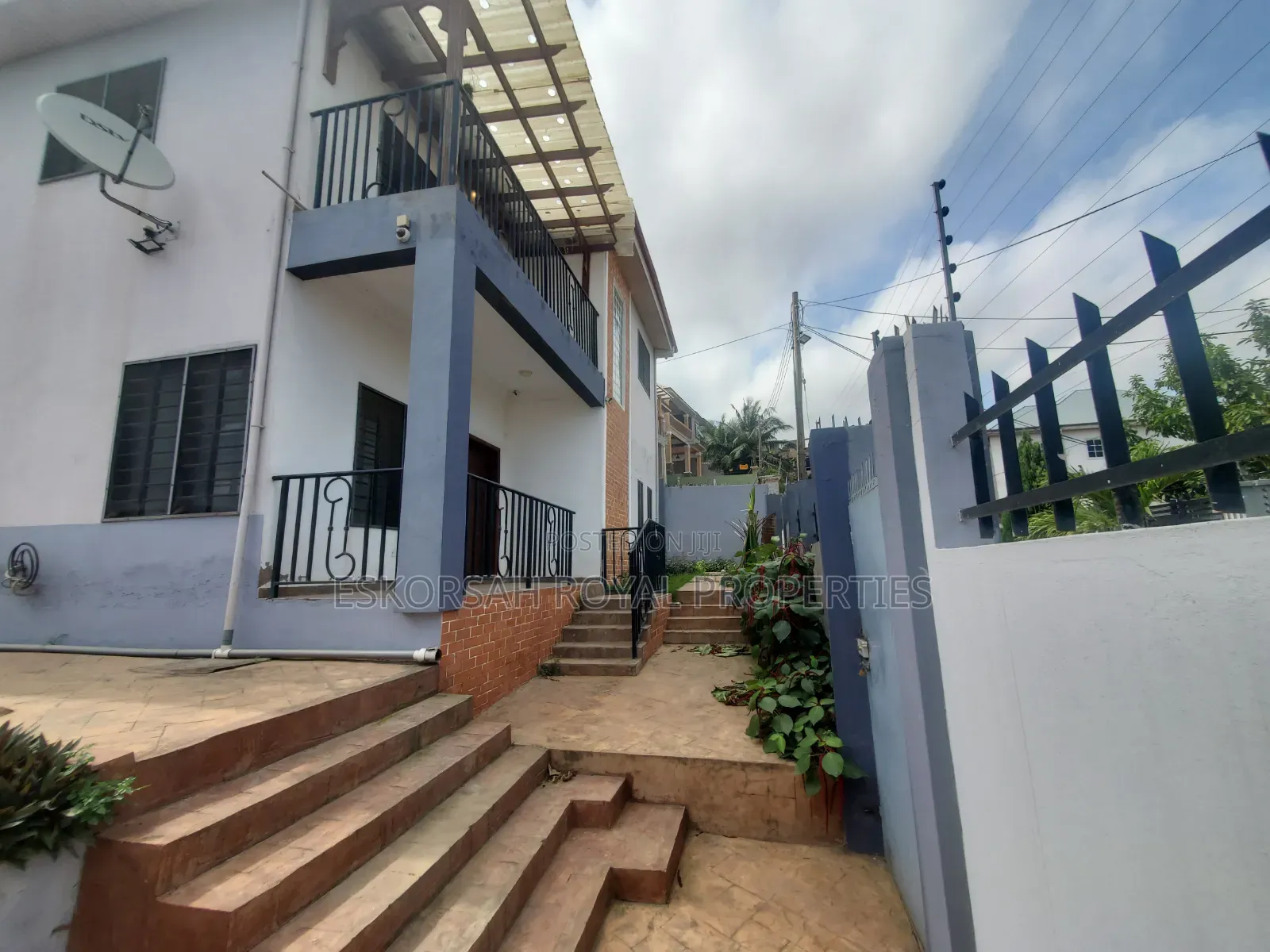 3bdrm House in Kwabenya for rent